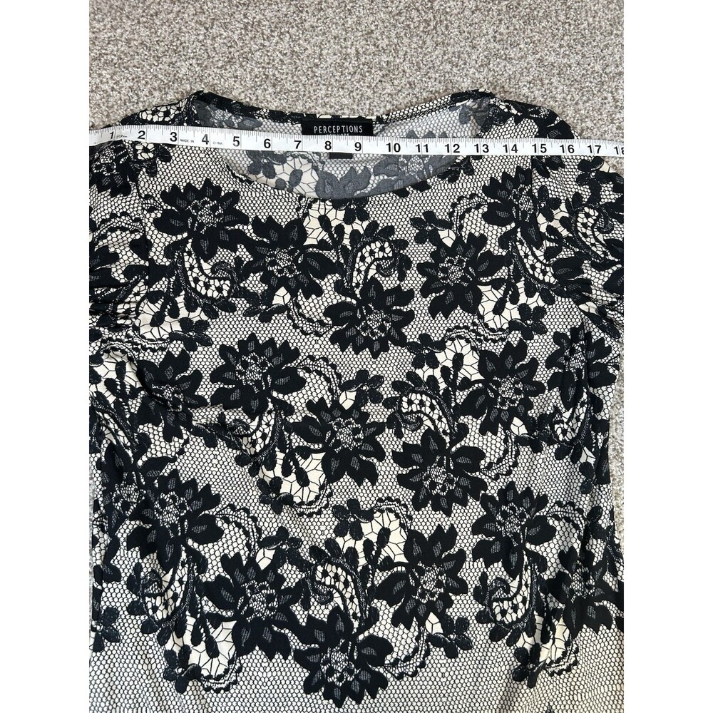 NWT Perceptions‎ New York Blouse Sz 8 Ruffles Chantilly Lace Pattern Black/white - Picture 7 of 7